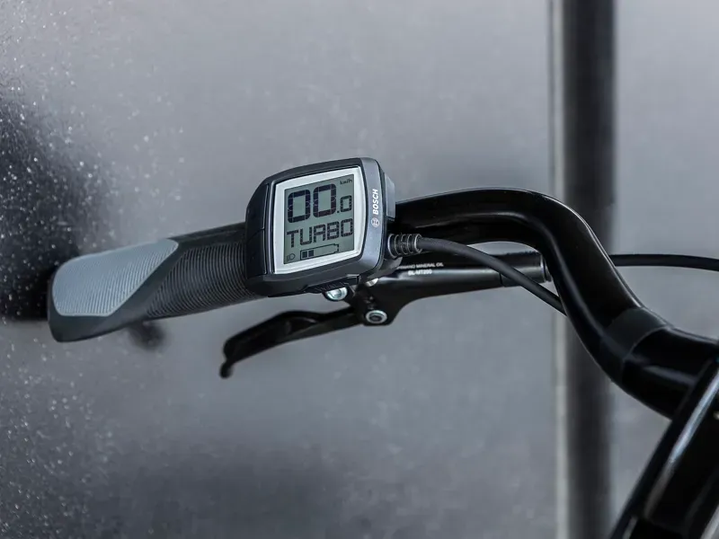 Trek Verve+ 3 Lowstep Hybrid Bike in Alpine Blue-8